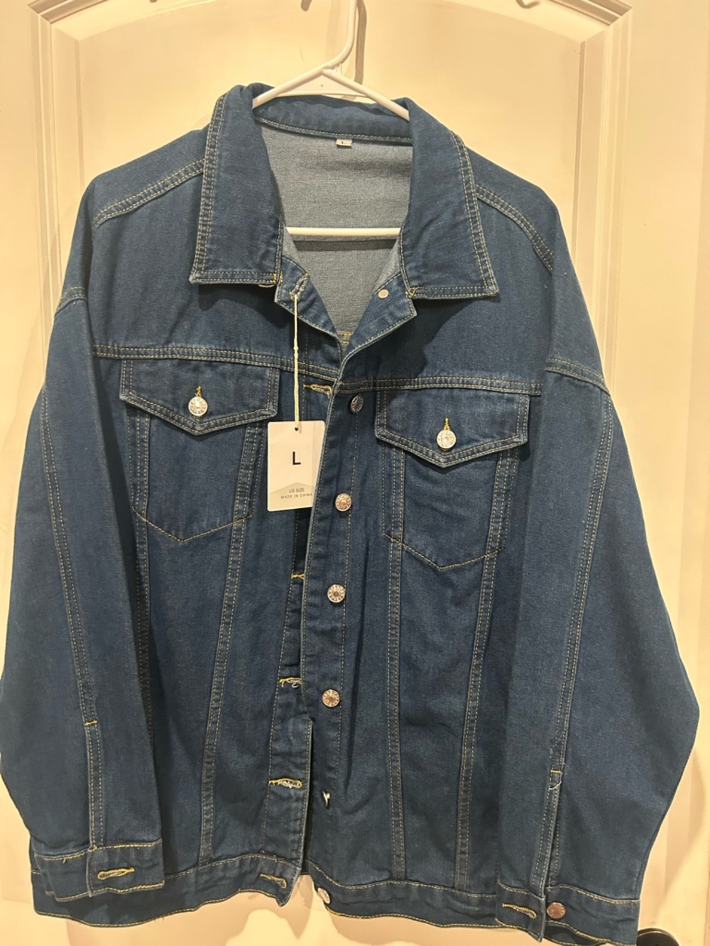 Classic Men's Blue Denim Jacket - Large
